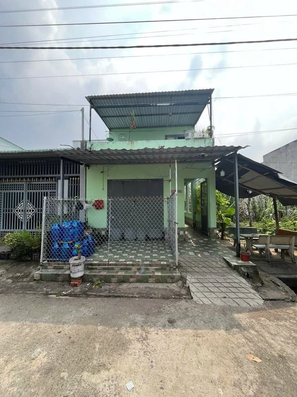 Bán dãy nhà trọ 5x25m Đức Hòa Long An 2,6 tỷ