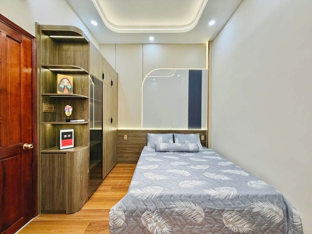 Bán nhà hẻm xe hơi 4.2x11m Nguyễn Văn Lượng, Gò Vấp, đối diện Lottemart, giá 5,47 tỷ - Ảnh 1