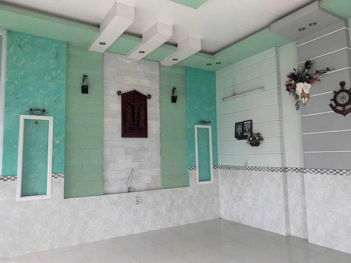 Bán nhà sân vườn 370m² gần Giáo xứ Ngọc Đồng, Đồng Nai - Ảnh 1