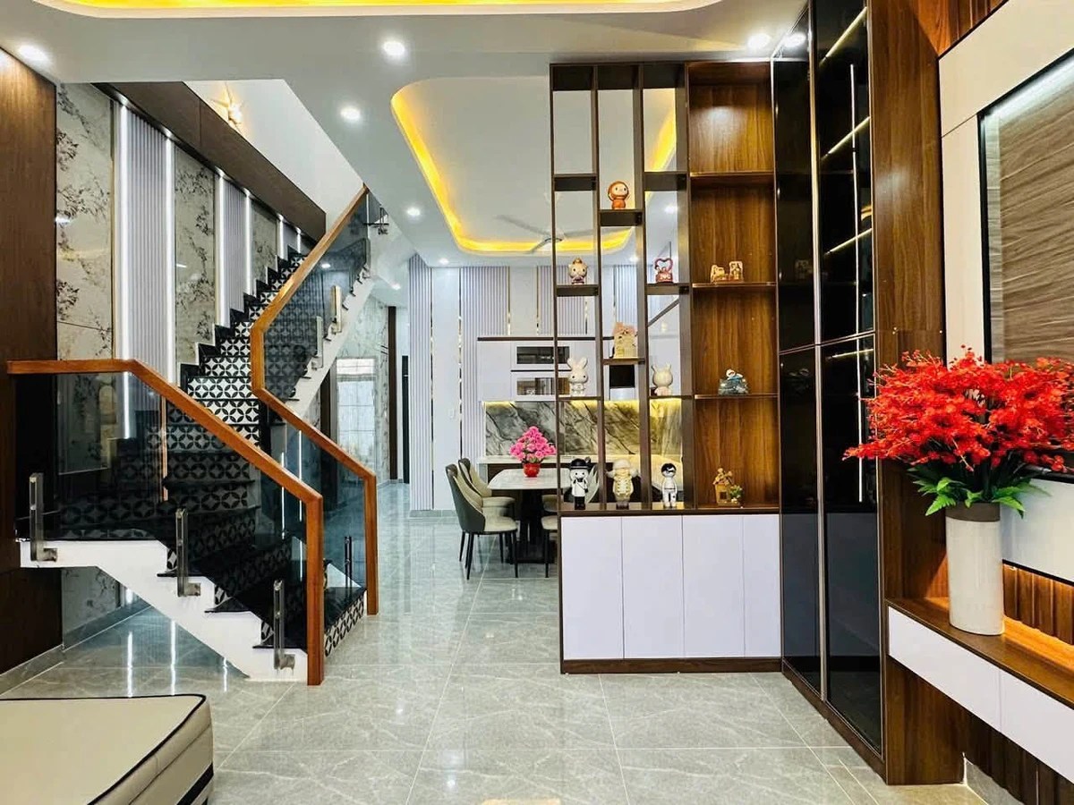 Bán nhà mặt tiền đường Bà Râm, 121m2, 1 trệt 1 lầu, 3PN, Phước Lý, Cần Giuộc - Ảnh thu nhỏ 5
