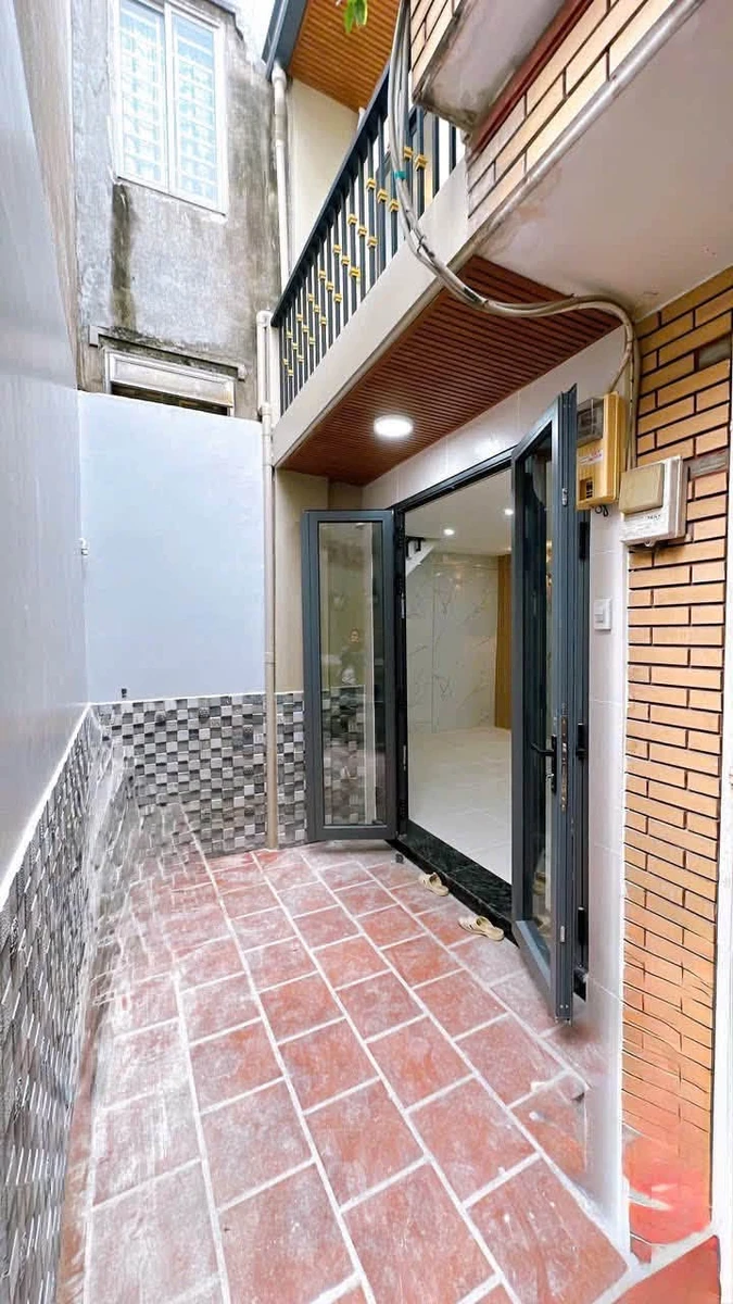 Bán nhà Quận 4, 60m² sàn, 2 PN, 2 WC, 3.15 tỷ - Ảnh 1
