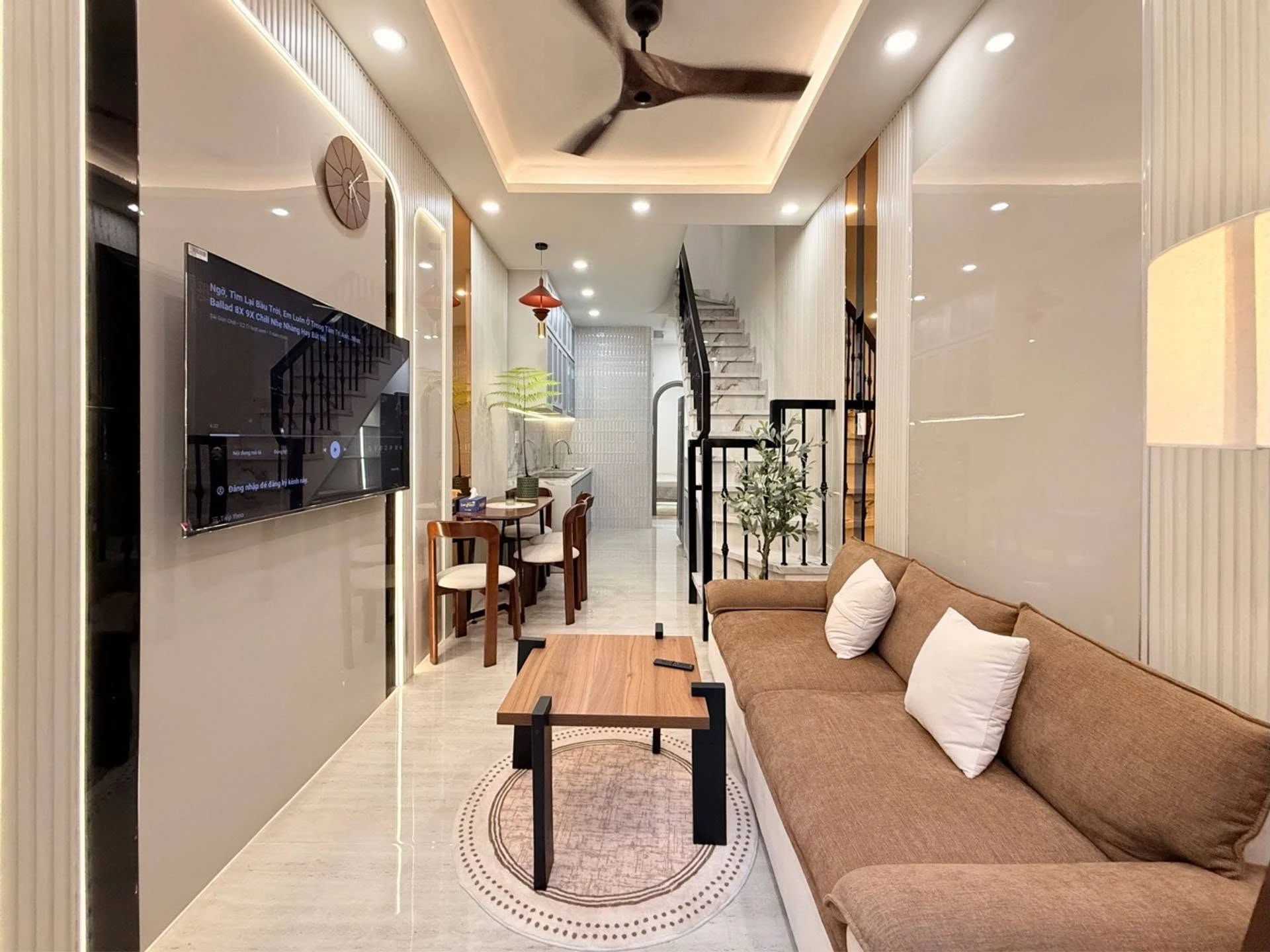 Bán nhà phố 40m² 3 tầng Nguyễn Kiệm Phú Nhuận 6 tỷ - Ảnh 1