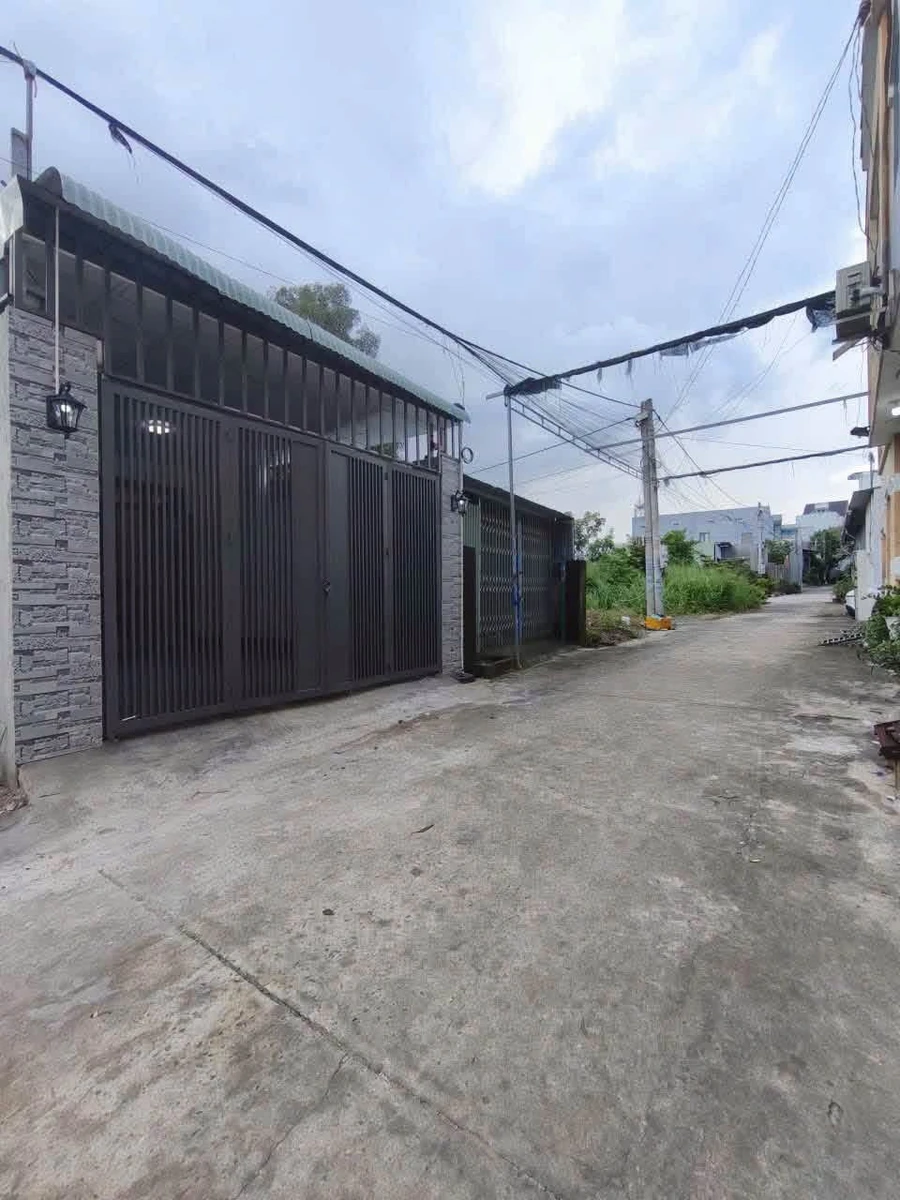 Bán nhà cũ sửa lại 5x18m 3PN 2WC Quận 12 - Ảnh 1