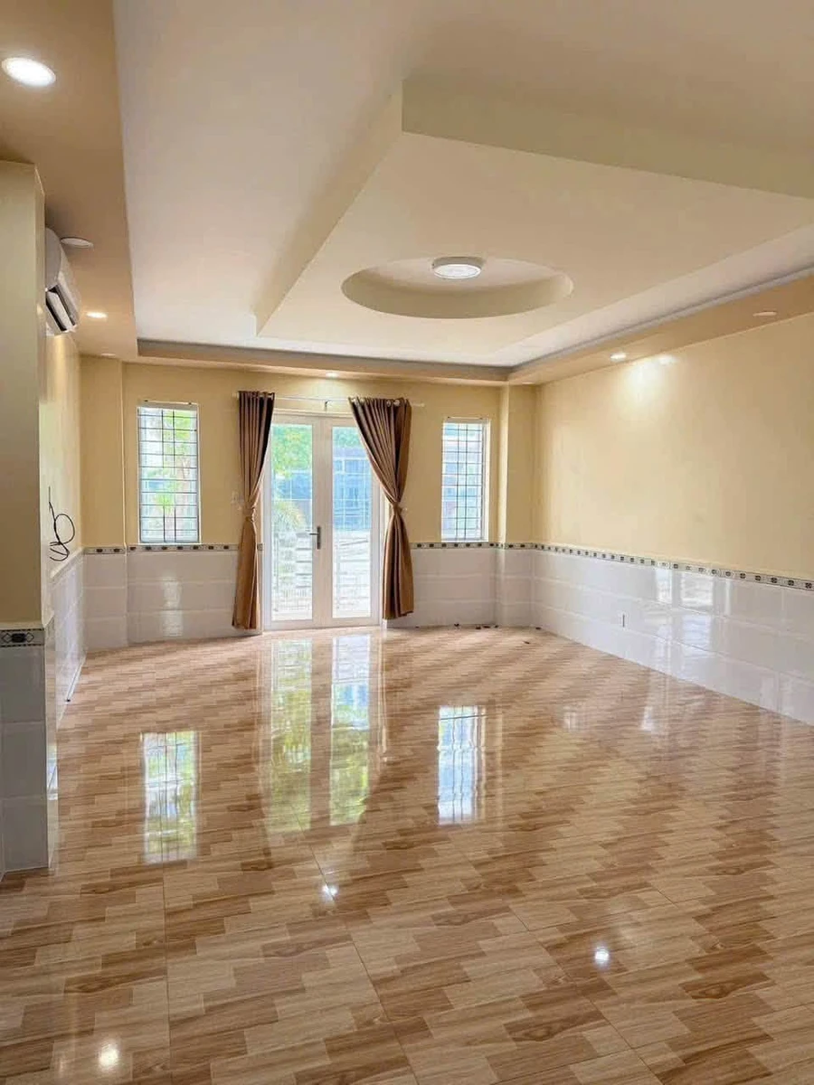Bán nhà 1 trệt 2 lầu 112m2 sát 6 Sở, Quận 12 5.7 tỷ - Ảnh thu nhỏ 4