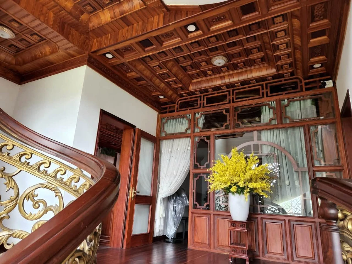 Biệt thự 3 tầng gỗ hương 400m² view hồ Đà Nẵng, 30 tỷ - Ảnh thu nhỏ 3