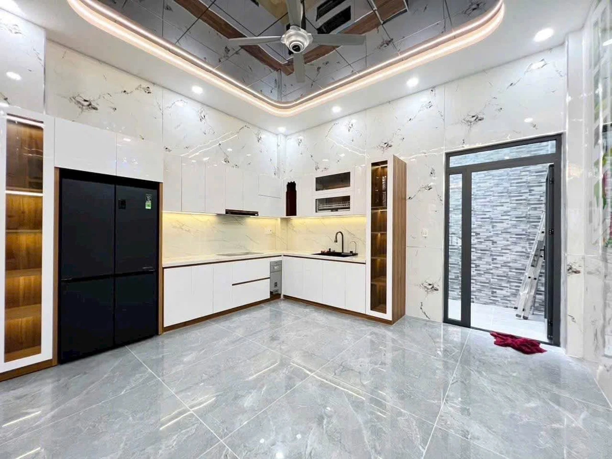 Bán nhà 5x15m 1 trệt 3 lầu đường Lê Văn Khương, Tân Thới Hiệp, Quận 12 giá 5,99 tỷ - Ảnh thu nhỏ 4