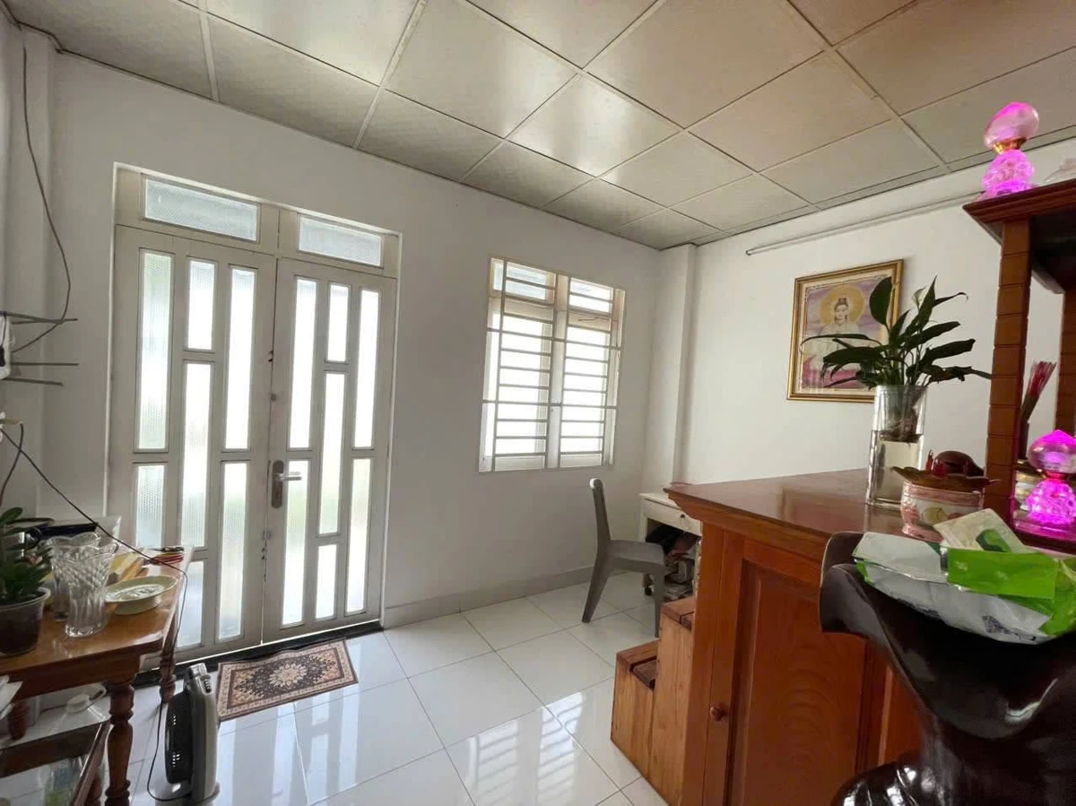 Bán nhà 3 lầu 48m² 3 phòng ngủ Lê Văn Phan 7 tỷ - Ảnh 1