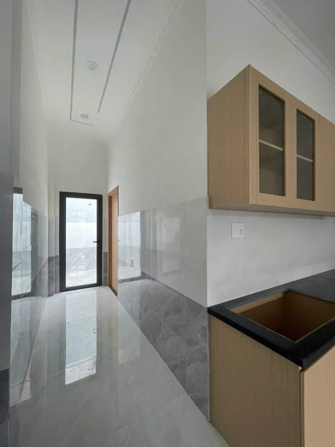 Bán nhà 1 trệt 1 lầu mặt tiền đường Lê Thị Hoa, DT 5x21,6m, xã Phước Vĩnh An, Củ Chi - Ảnh 1