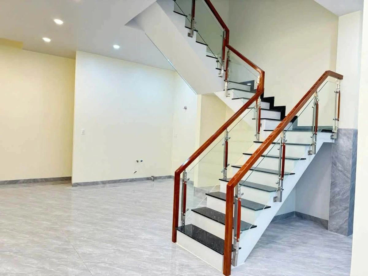 Bán nhà 4 tầng 64m2 4PN 5WC Bình Tân - Ảnh thu nhỏ 3
