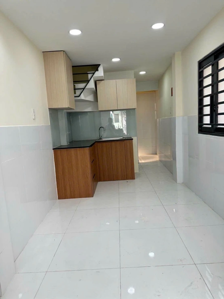 Bán nhà 3 tầng 2PN, 45m2, gần 2 tỷ, Quận 8 - Ảnh thu nhỏ 4