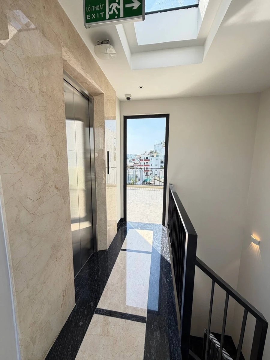 Bán tòa căn hộ dịch vụ 10 phòng 4,2x12m Nguyễn Đình Khơi, Tân Bình, giá 14,5 tỷ - Ảnh 1