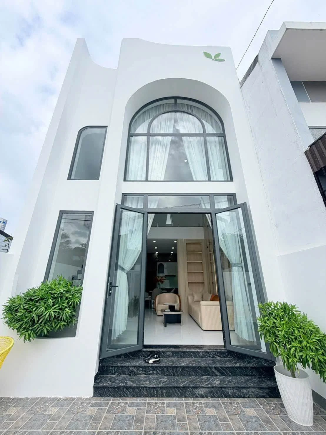 Bán nhà mê lửng 3 phòng ngủ 100m² Quận Bình Mê Thuật - Ảnh 1