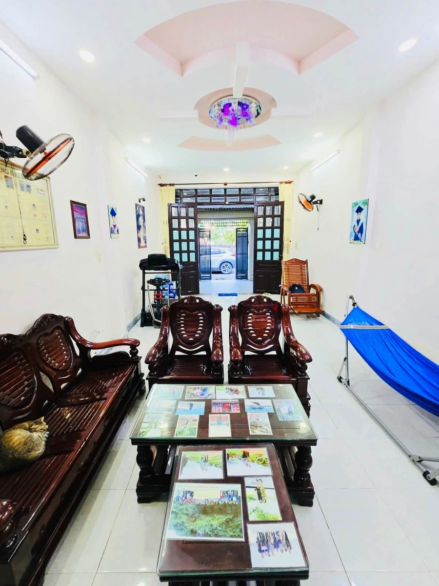 Bán nhà 3 tầng 94m² Quận 9, hơn 6 tỷ - Ảnh thu nhỏ 3