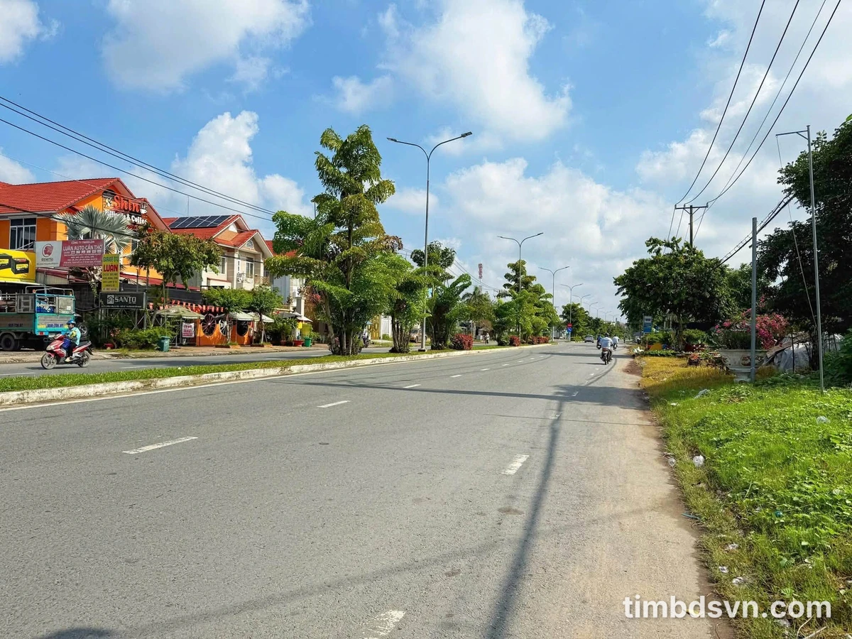 Bán đất mặt đường Nguyễn Văn Cừ, Cần Thơ, 700m2, 30 tỷ - Ảnh thu nhỏ 3