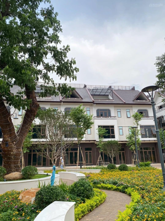 Nhà phố 2 mặt tiền Eco Palace - Giá chỉ hơn 10 tỷ
