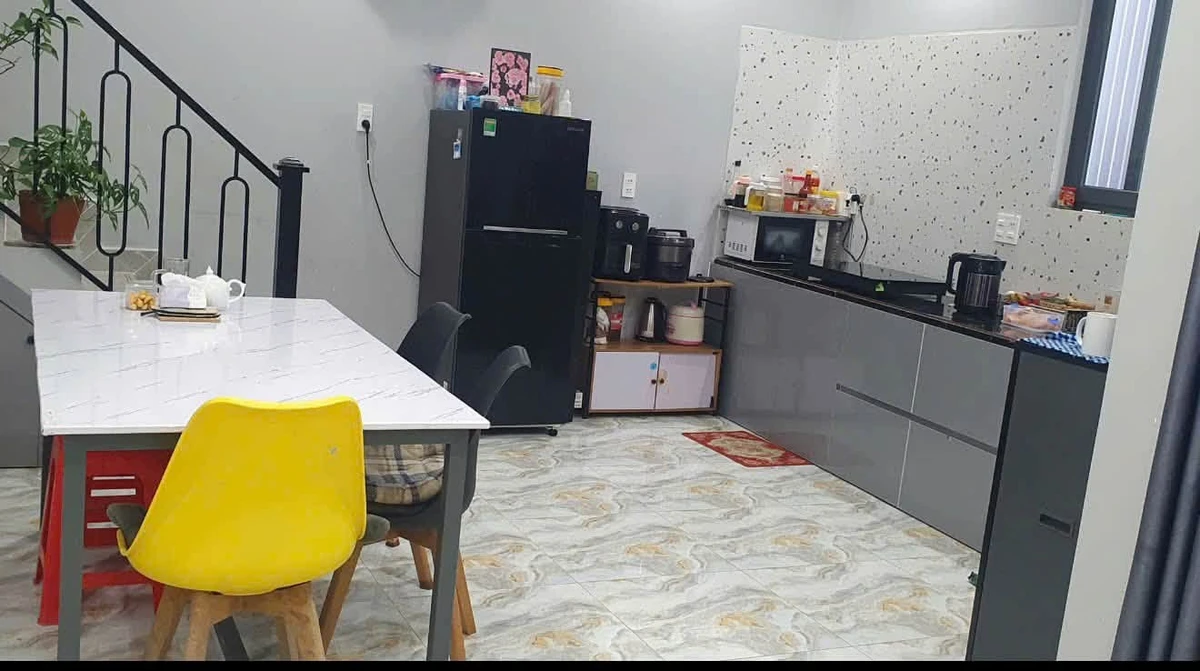 Bán nhà hẻm Đà Lạt 80m2, 2 phòng, 1,5 tỷ - Ảnh 1