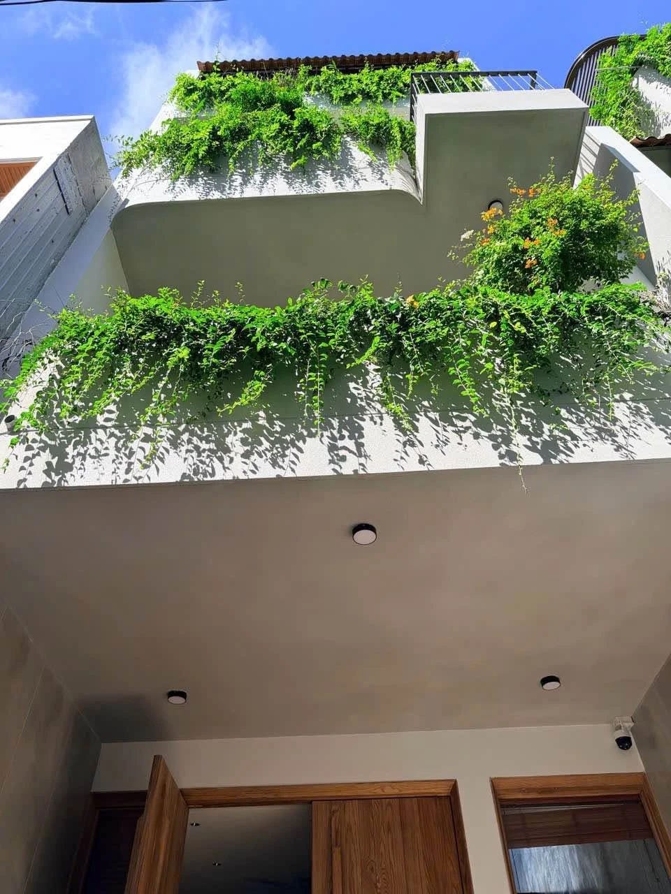 Cho thuê villa 4PN 85m2 gần Bãi Tắm Mỹ Khê, Nha Trang - Ảnh 1