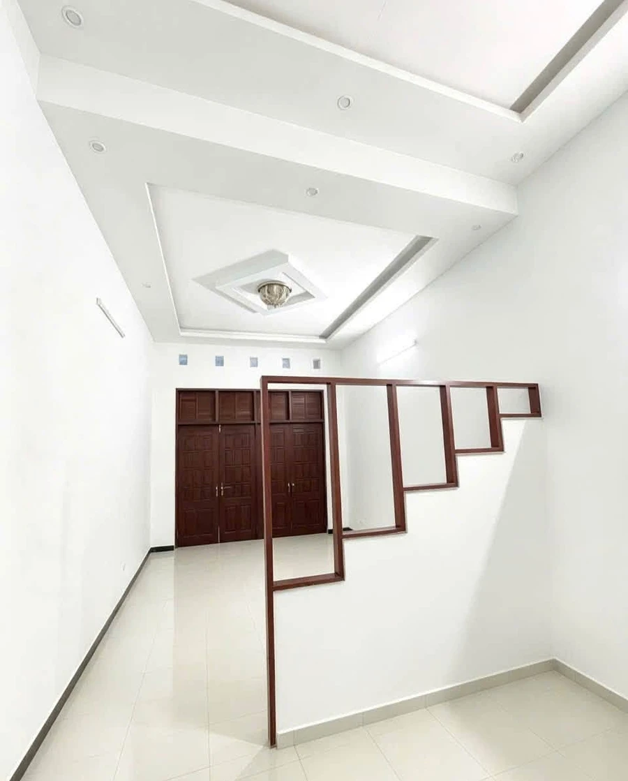 Nhà mê lửng 85m² 2PN Cách Mạng T8 Pleiku 1 tỷ 490 - Ảnh thu nhỏ 2
