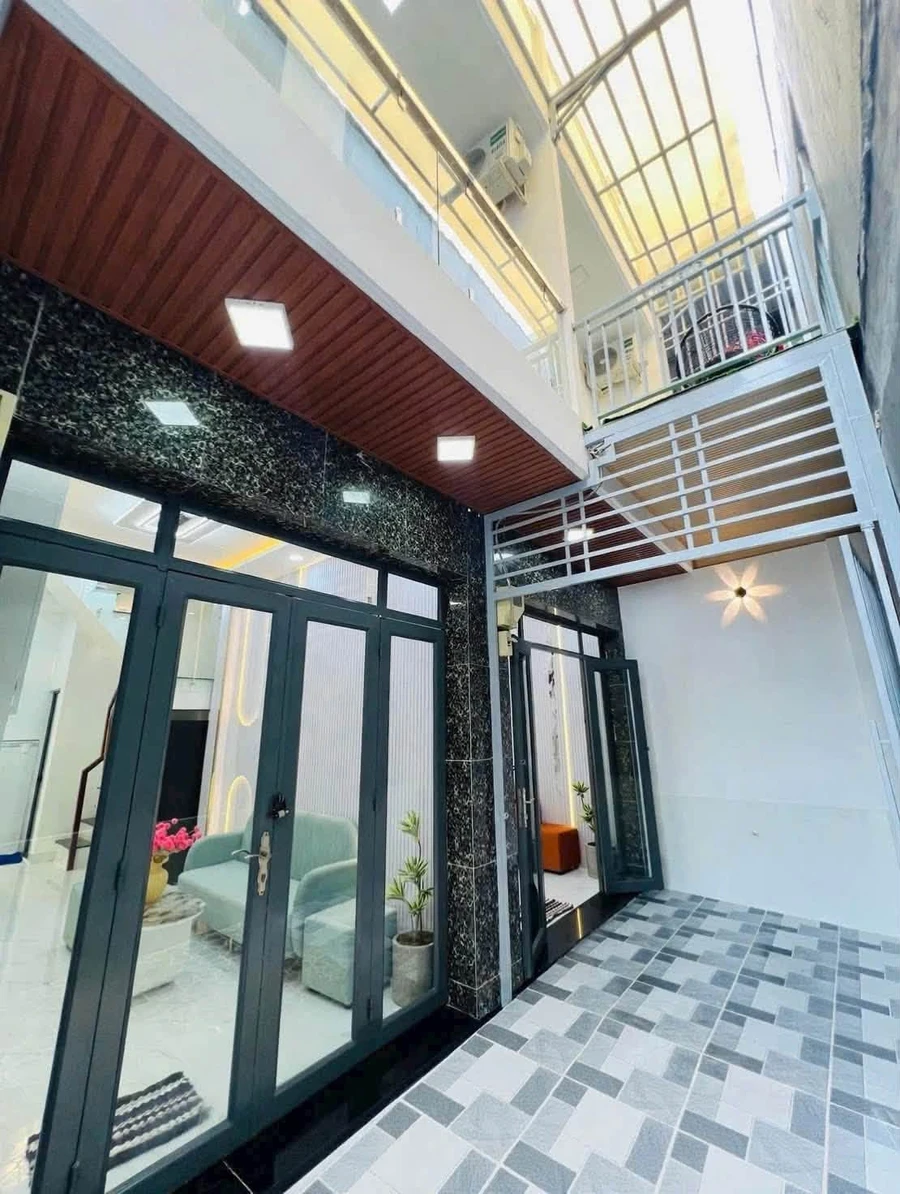 Bán nhà riêng Quận 7, 3PN, full nội thất, 2,15 tỷ - Ảnh 1