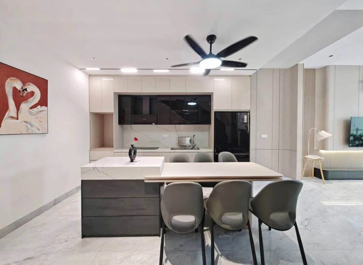 Bán nhà 3 tầng 96m² Nguyễn Sắc Kim Hòa Xuân giá 8,4 tỷ - Ảnh thu nhỏ 5
