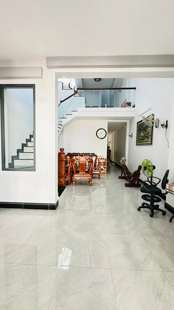 Bán nhà 2 mặt tiền Châu Văn Liêm 403m², 4PN 3WC, 8 tỷ - Ảnh thu nhỏ 3