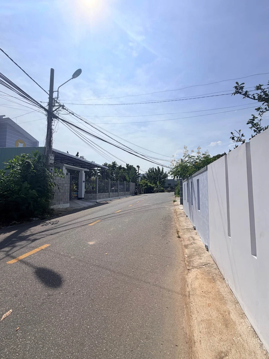Bán nhà 2 phòng ngủ 105m² gần Bệnh viện Đa khoa Bình Thuận - Ảnh thu nhỏ 2