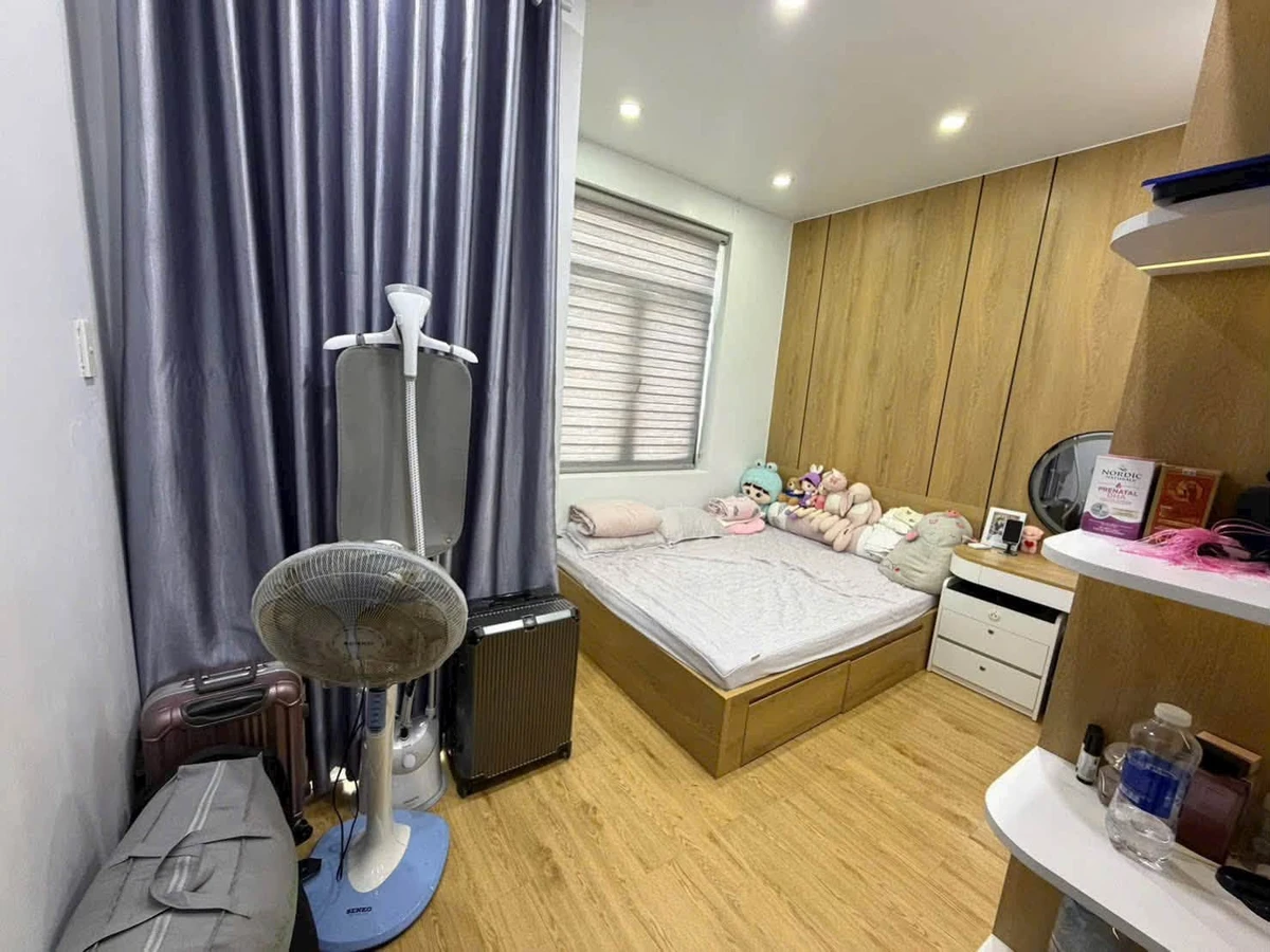 Nhà 4 tầng 120,5m² gần Gò Vấp, full nội thất, 4,7 tỷ - Ảnh thu nhỏ 5