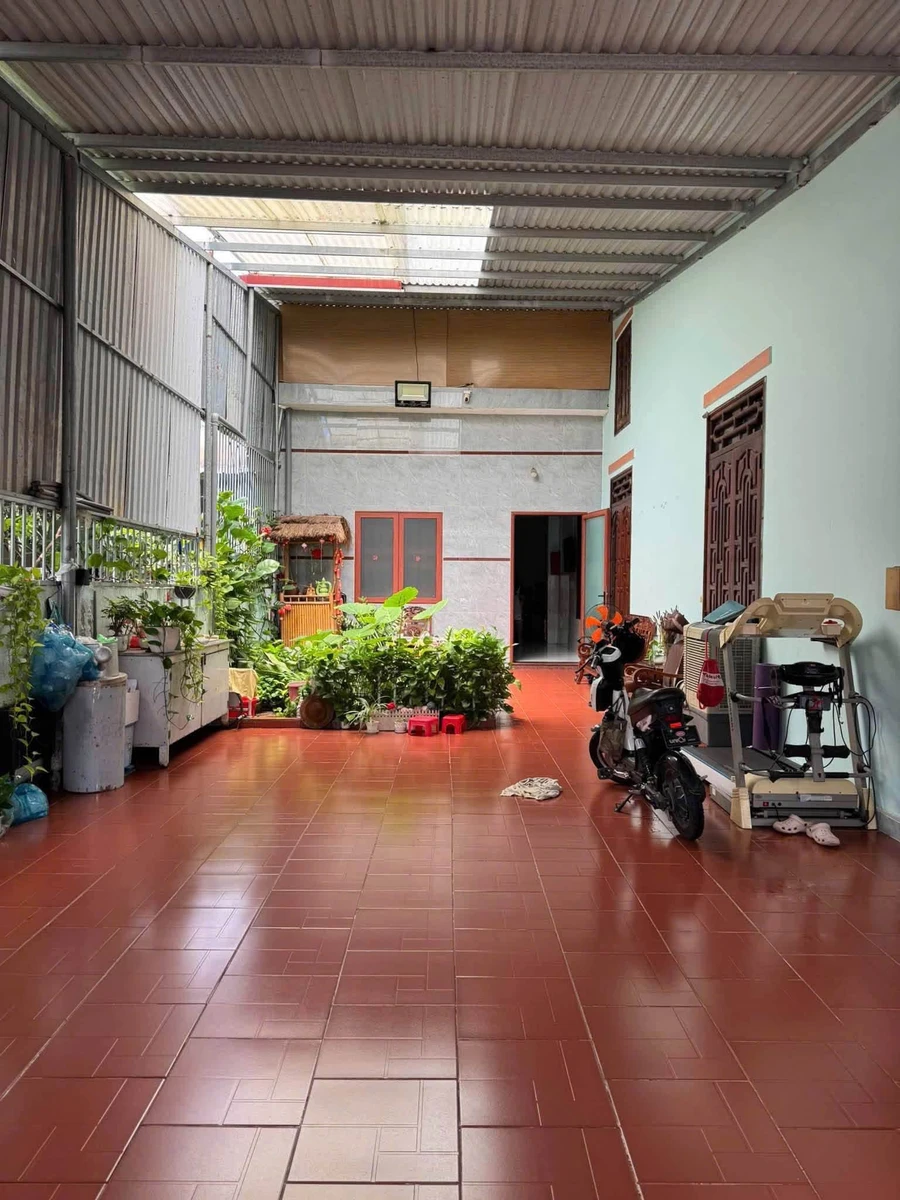 Bán nhà 3 phòng ngủ Tân Phú Đồng Xoài, 2 tỷ đồng - Ảnh thu nhỏ 3