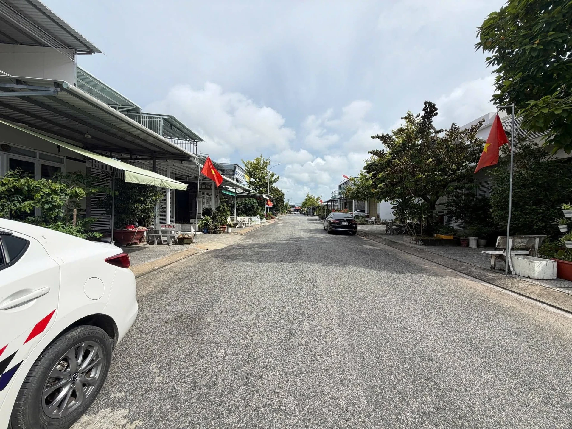 Bán nhà 1 trệt 1 lầu 3PN, 100m², An Giang 2 tỷ - Ảnh 1