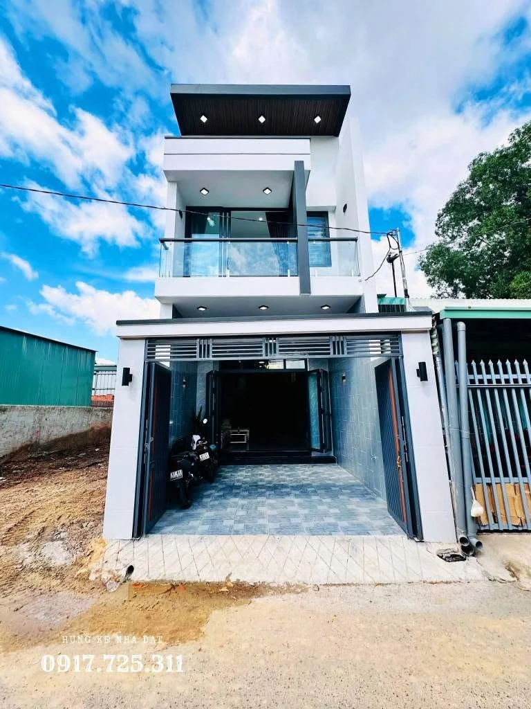 Bán nhà mới 3PN 2WC sân ô tô Phú Hòa Quận 12, 70m² 3.8 tỷ - Ảnh 1
