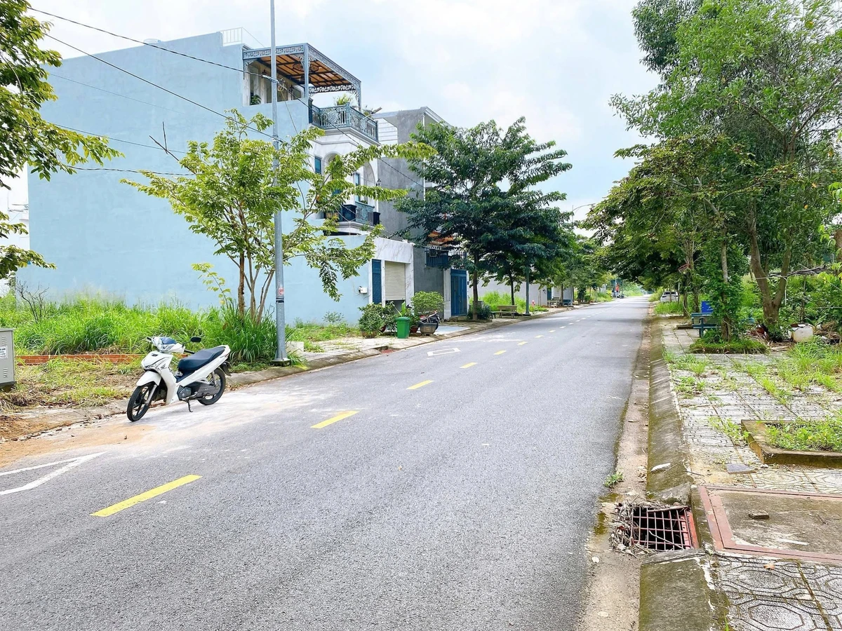Bán lô đất mặt tiền TDC Tân Hiệp 90m2, giá 3,8 tỷ - Ảnh thu nhỏ 2