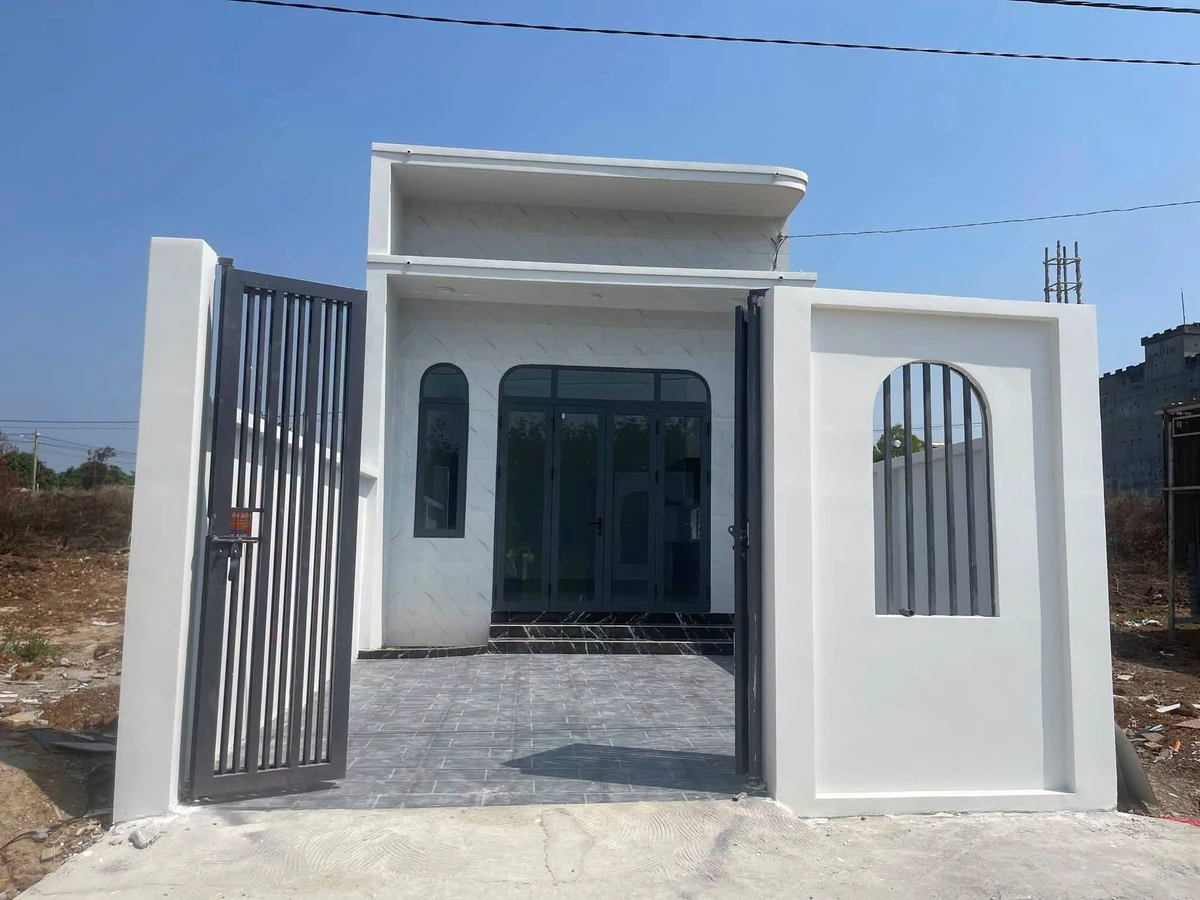 Bán nhà sau KCN Đồng Xoài 2, 120m2, 2PN, 1 tỷ, Bình Dương - Ảnh 1