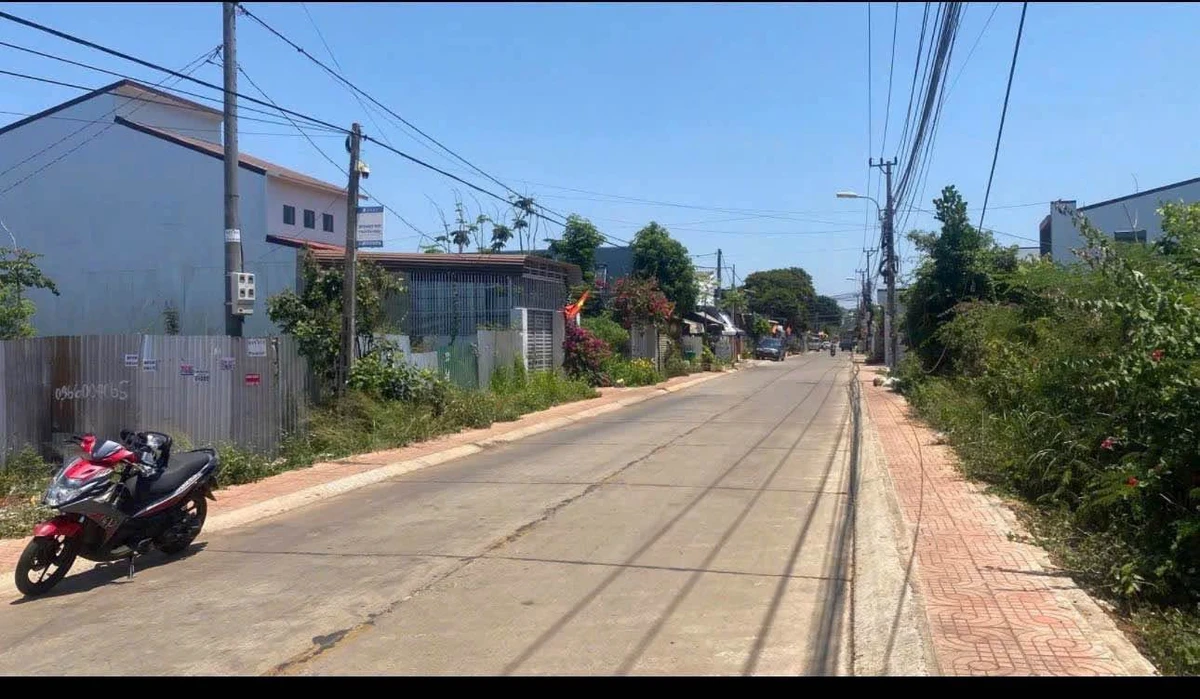 Bán đất mặt tiền Văn Xuân Buôn Ma Thuột 125m2 giá 3,75 tỷ - Ảnh thu nhỏ 2