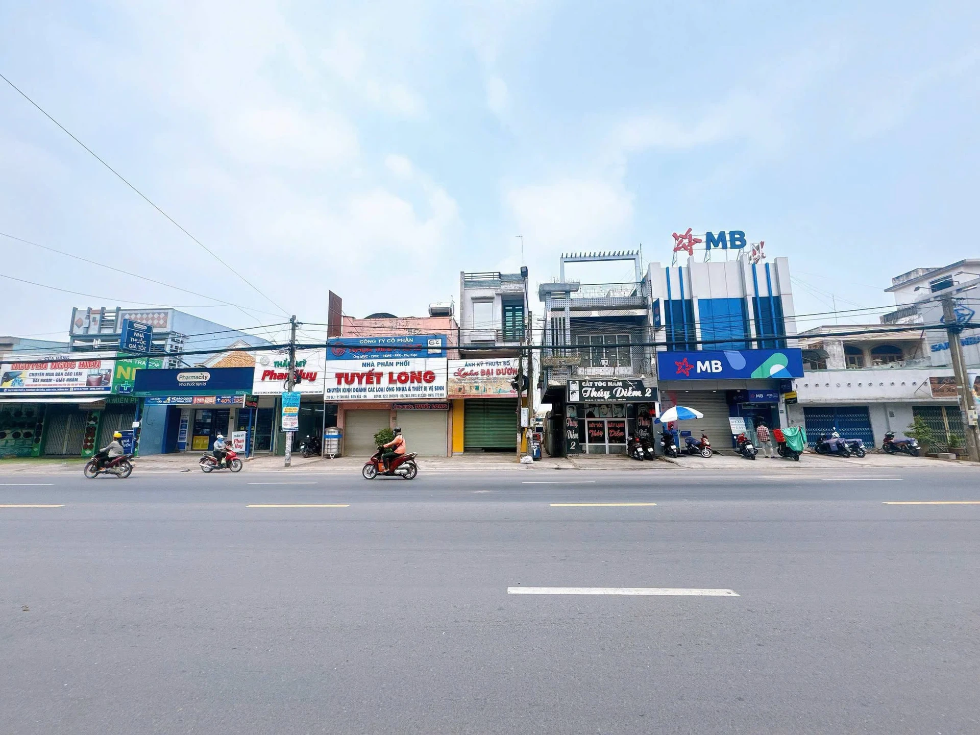 Bán nhà mặt tiền QL1A Tân Hoà 115m2, 7 tỷ 600 triệu - Ảnh 1