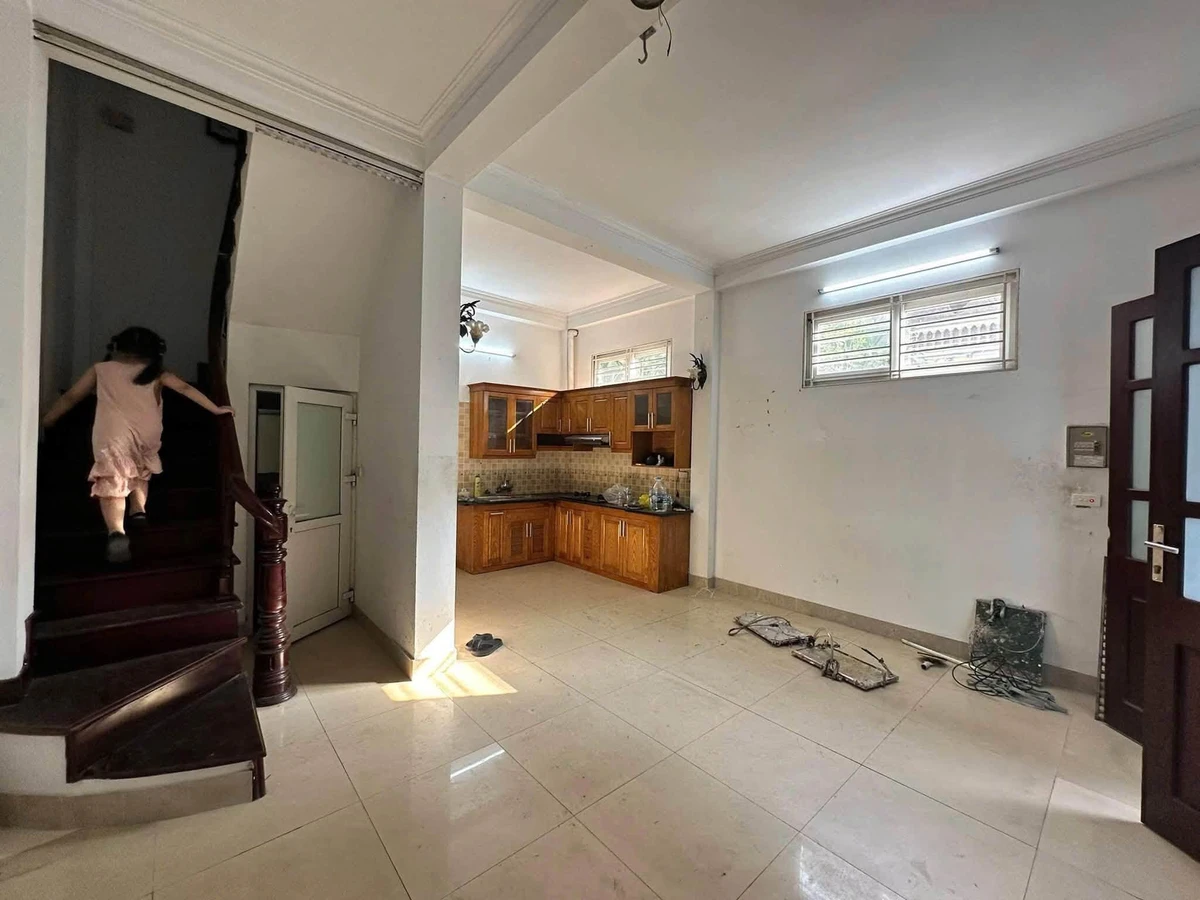 Cho thuê nhà nguyên căn 3PN, 36m2, Định Công Thượng 15 triệu/tháng - Ảnh thu nhỏ 2