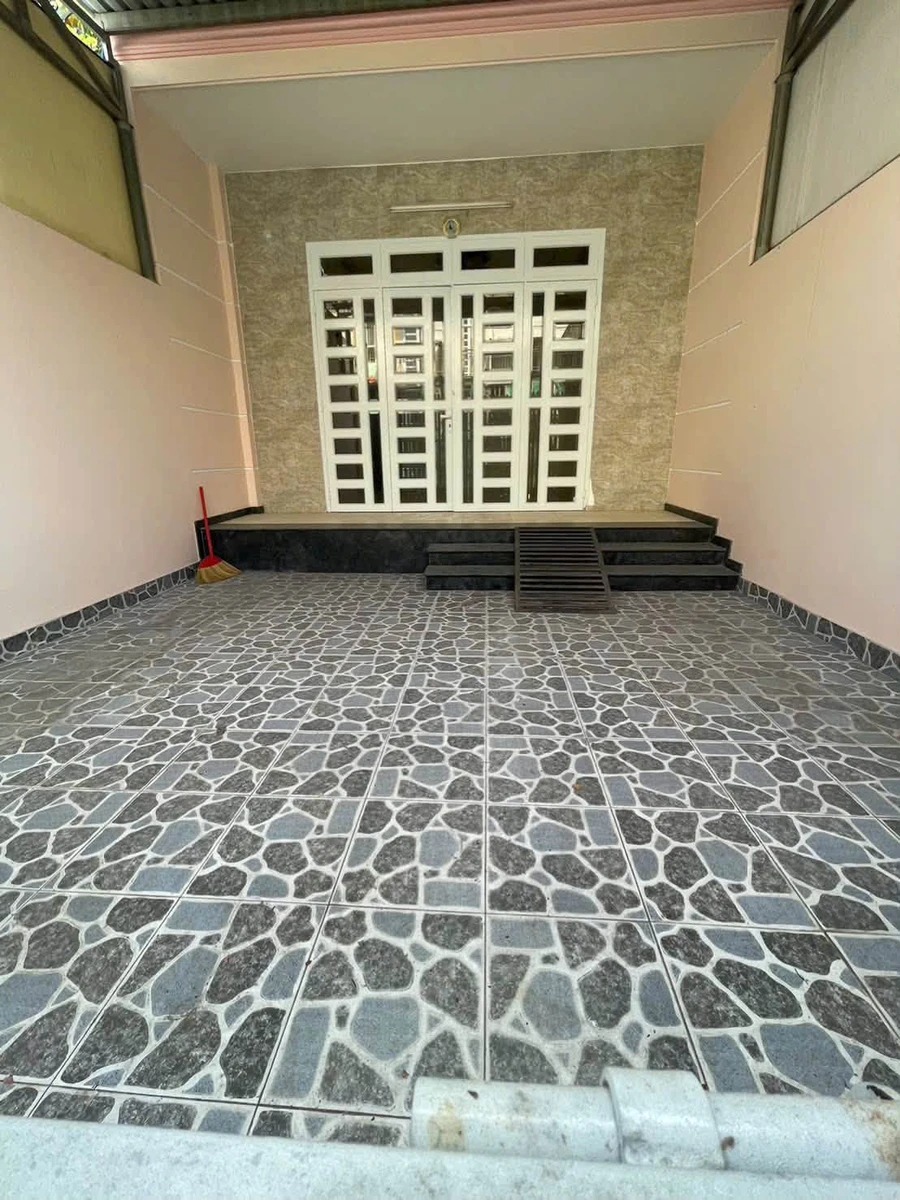 Bán nhà cấp 4 hẻm Nguyễn Duy Trinh 100m2, 2PN, P. Long Trường (Quận 9 cũ), giá 5,2 tỷ - Ảnh thu nhỏ 3