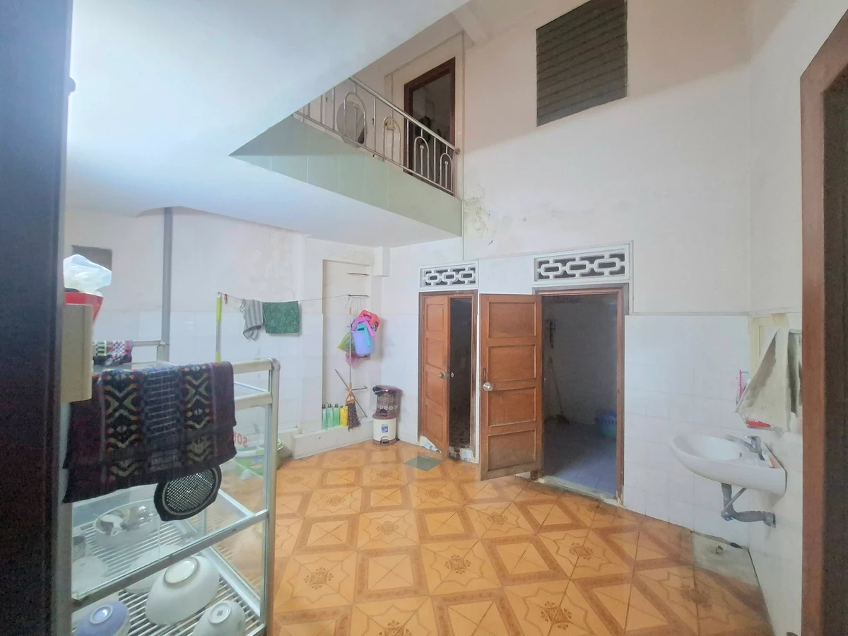 Bán nhà mặt tiền đường Ngô Đến 158m2, 1 trệt 2 lầu 3PN, Vĩnh Phước, Nha Trang - Ảnh thu nhỏ 5