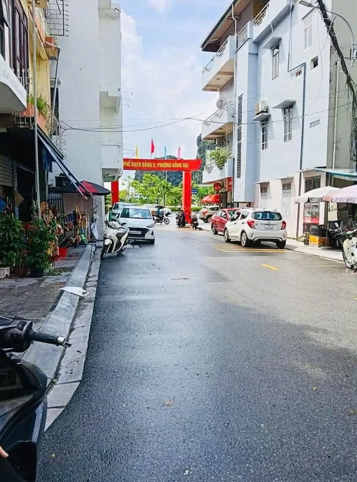 Bán nhà 3 tầng 94m, mặt tiền 6,6m kinh doanh, 7 tỷ, Hạ Long - Ảnh 1