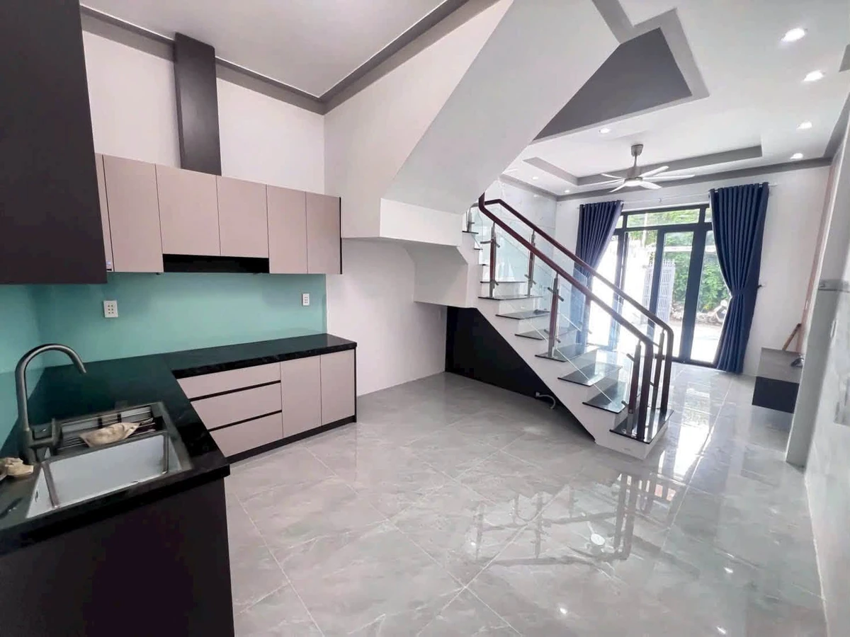 Nhà bán 1 trệt 1 lầu 3PN Phú Thọ Bình Dương 80m² 3.5 tỷ - Ảnh thu nhỏ 5