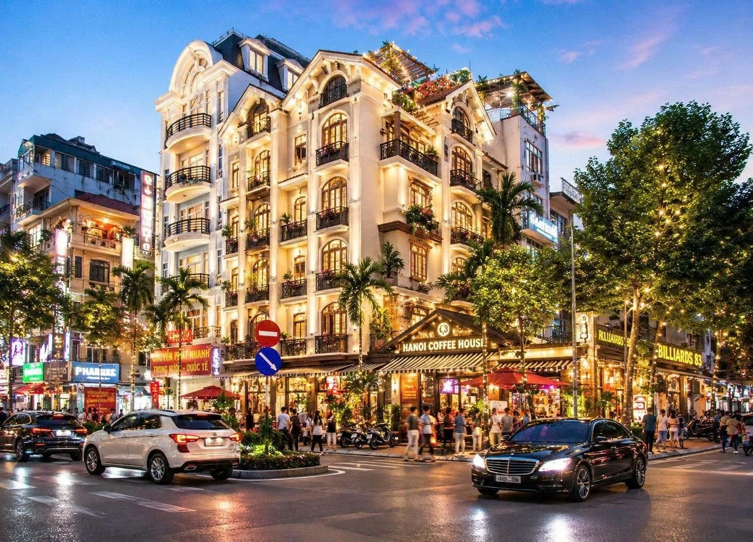 Bán nhà mặt phố Đặng Thùy Trâm, Cầu Giấy, 135m², 5 tầng, giá 65 tỷ - Ảnh 1