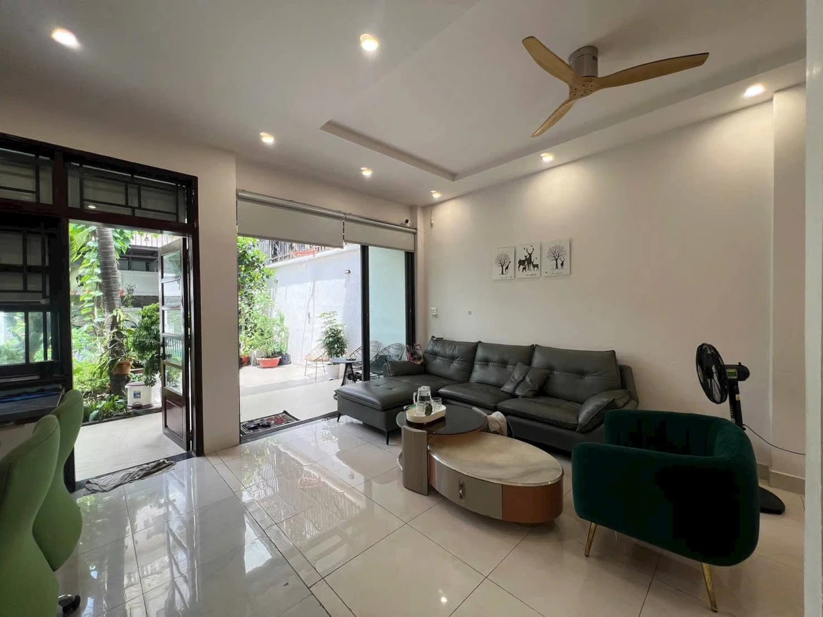 Biệt thự sân vườn Phước Bình, 351m², 4PN, 31 tỷ - Ảnh thu nhỏ 3