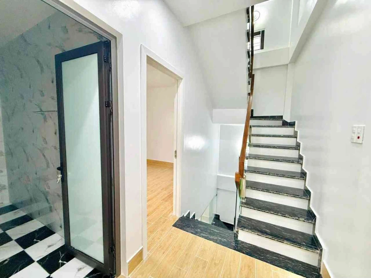 Bán nhà phố 46m² 3.5 tầng gần chợ Ngã Ba Đôn 3 tỷ - Ảnh thu nhỏ 4