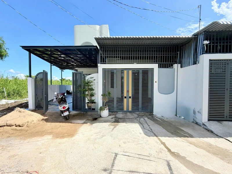 Bán nhà hẻm 5m ô tô 4,5x24m, 3 phòng ngủ, giá 1 tỷ 650 triệu tại Rạch Giá