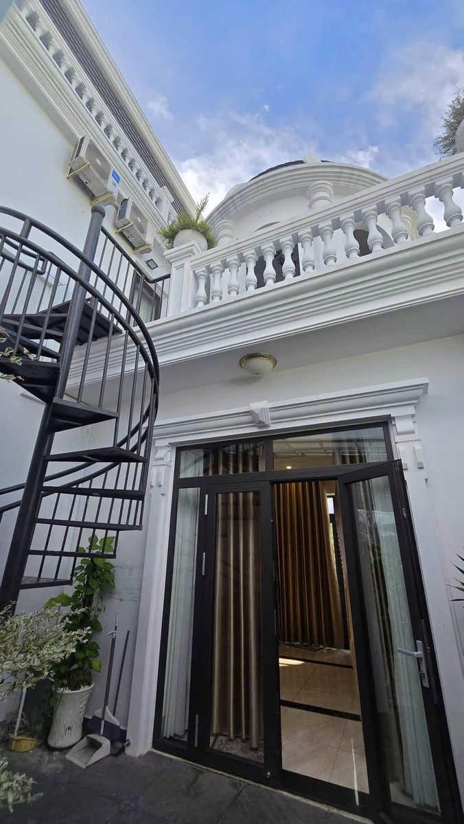 Bán nhà 3 mặt tiền 202m², Bà Rịa Vũng Tàu, 13 tỷ 800 - Ảnh thu nhỏ 4