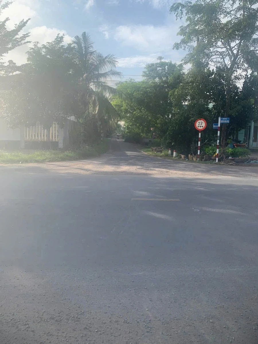 Bán đất hẻm 256m² mặt tiền đường Nguyễn Lương Bằng 496 triệu - Ảnh 1