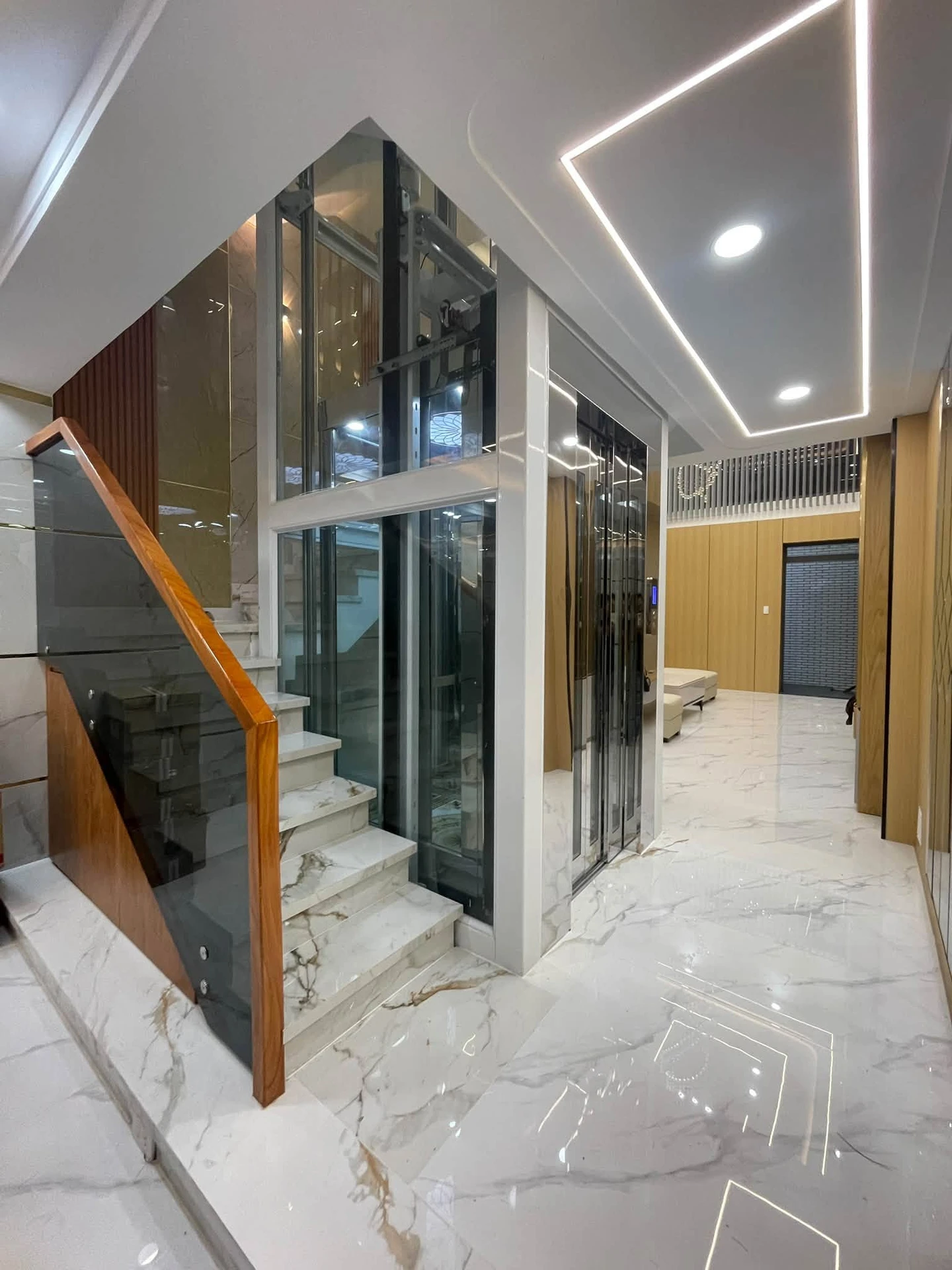 Bán nhà 5 tầng 5 phòng ngủ 72m² Lê Văn Quới, Bình Tân - Ảnh 1
