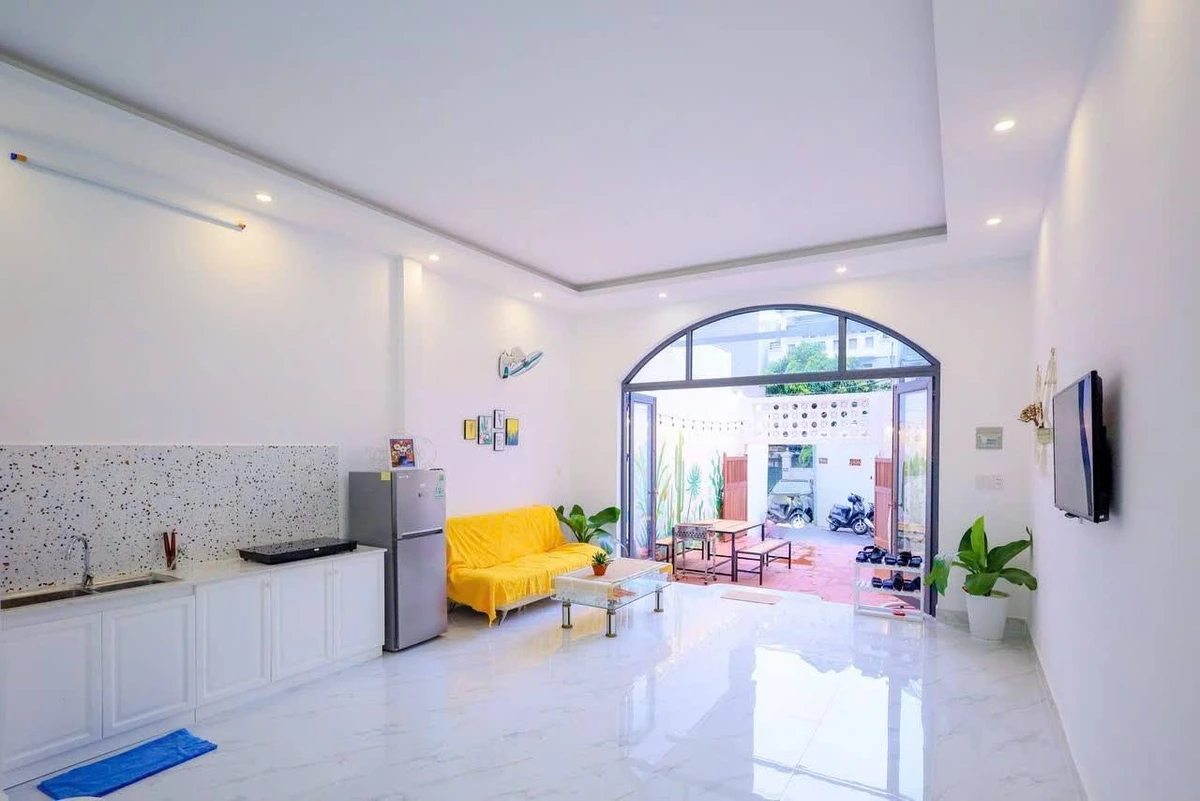 Cho thuê nhà phố 3 PN 40m² Thắng Tam 13 triệu/tháng - Ảnh 1