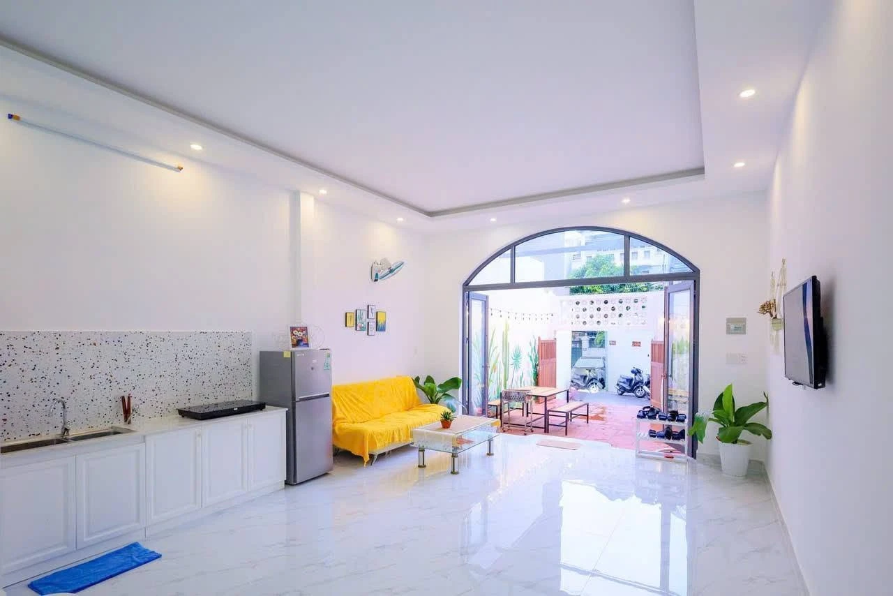 Cho thuê nhà phố 3 PN 40m² Thắng Tam 13 triệu/tháng - Ảnh 1