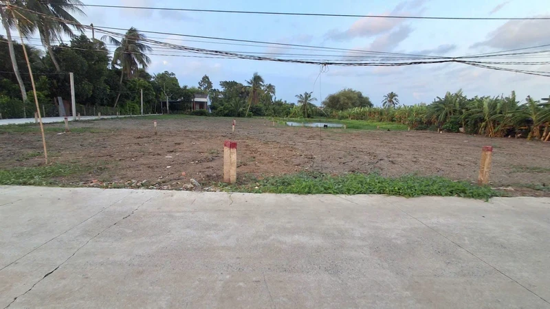 Bán đất thổ cư 125m2 sổ sẵn Tân Trụ 399 triệu