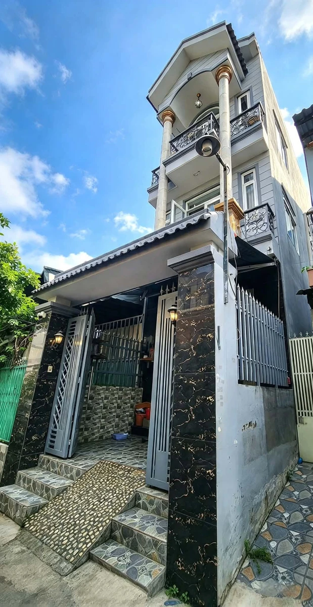 Bán nhà 3 tầng BTCT 83m² 4PN 5WC hẻm 3m đường Bùi Minh Trực, giá 8,99 tỷ - Ảnh 1